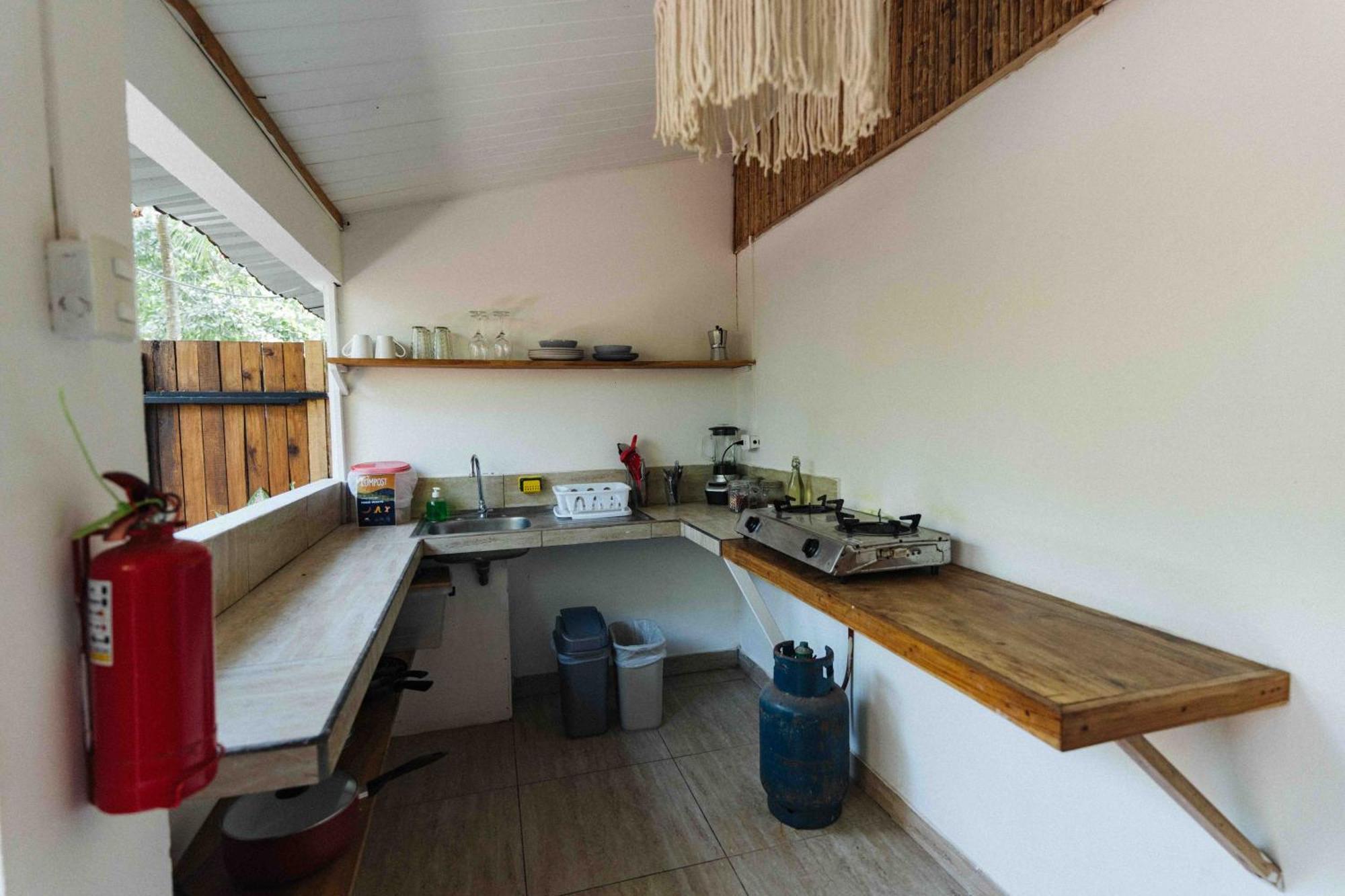 Hostel Zeneidas Surf Garden Playa Santa Teresa (Puntarenas)