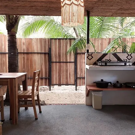 Zeneidas Surf Garden Playa Santa Teresa  Exterior photo