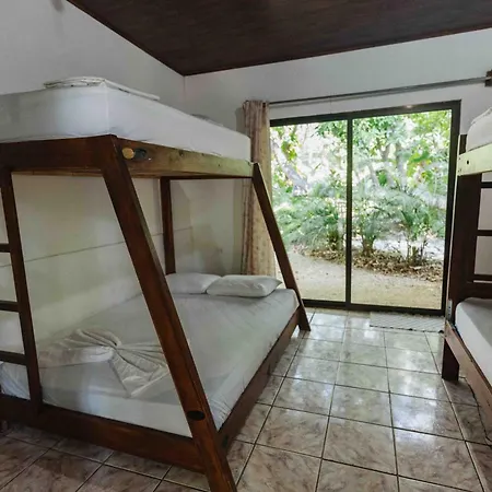 Zeneidas Surf Garden Playa Santa Teresa  Exterior photo