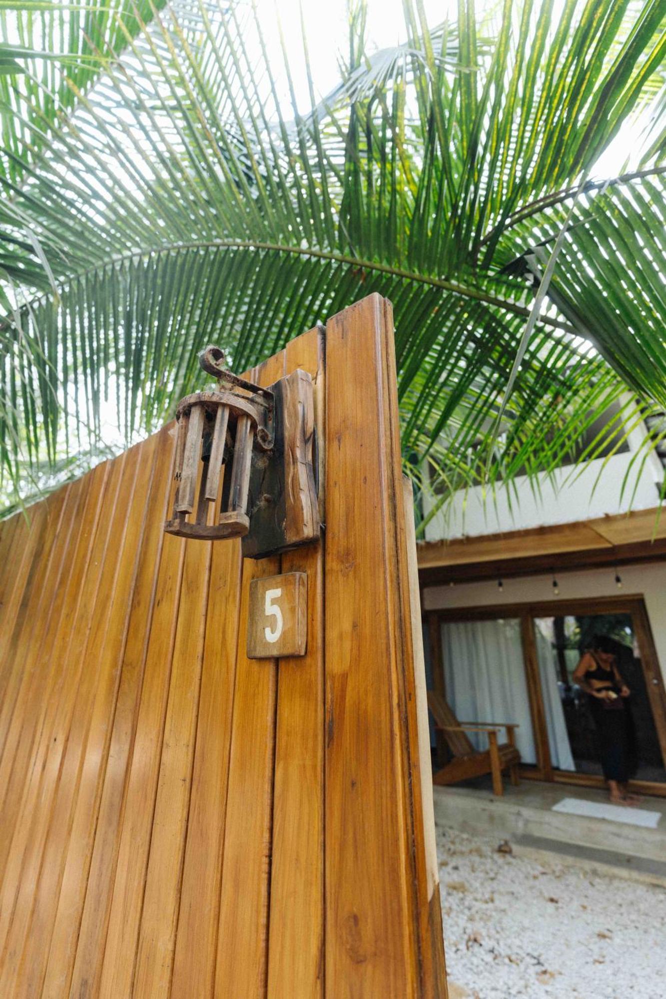 Zeneidas Surf Garden Hostel