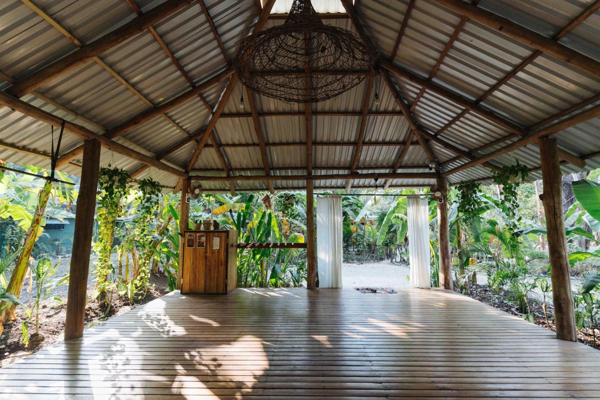 Zeneidas Surf Garden Hostel Playa Santa Teresa (Puntarenas)
